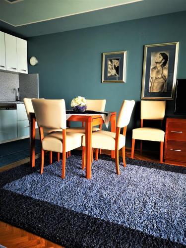 Thorina Apartments