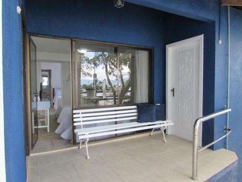 Caixa D'a�o Residence