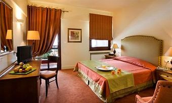 Hotel Xenia Palace