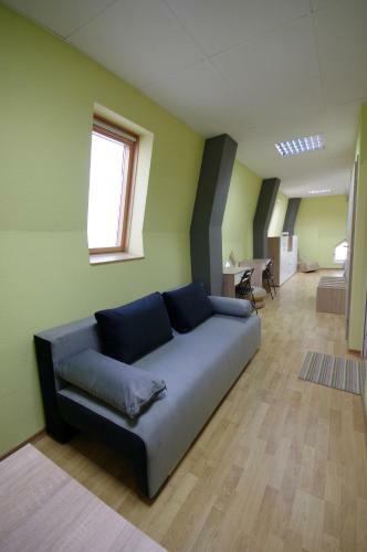 Hostal Guest House "the House"