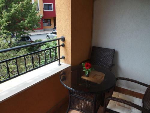 Visit Sunny Beach Marina Apartments