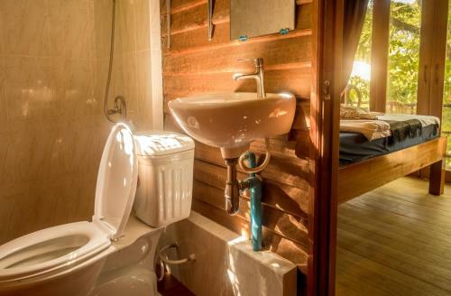 Hotel Bamboo Bungalow