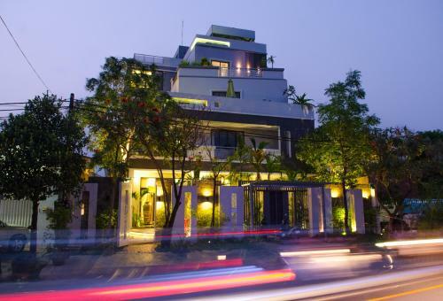 Hotel Five.s