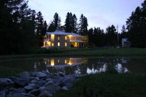 Posada Auberge Taylor Manor
