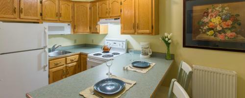 Posada Chipman Hill Suites - Senator Dever House