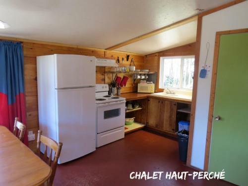Chalets Aux Berges Du Lac Castor