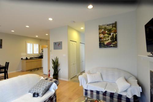 Hostal Marpole Guest House