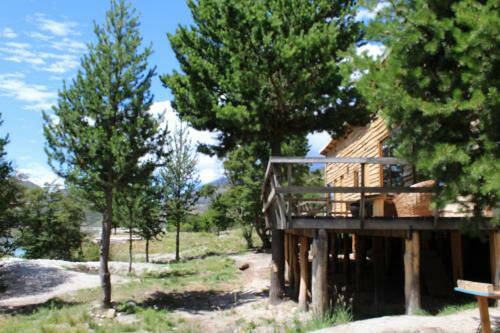 Baker Domo Lodge