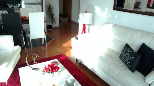 Apartamento La Gloria 30. Las Condes
