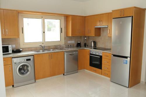 Anthorina Villa 10