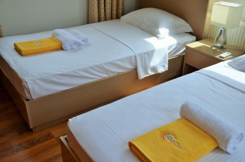 Anthorina Villa 16