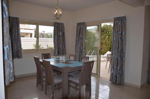 Anthorina Villa 2
