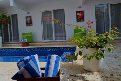 Bed & Breakfast Casa Crespo Beach 65-148