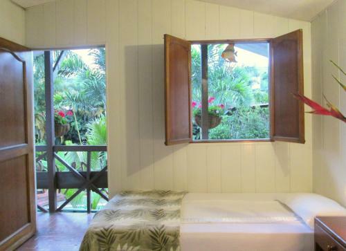 Hotel Caba�as Las Bifloras