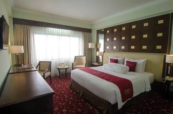 The Sunan Hotel Solo
