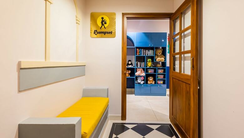 Hotel Heritage Village Club Goa