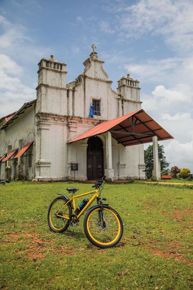 Hotel Heritage Village Club Goa