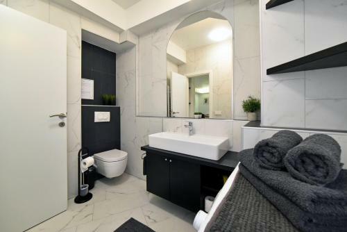 Mach Apartments