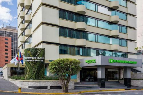 Hotel Howard Johnson La Carolina