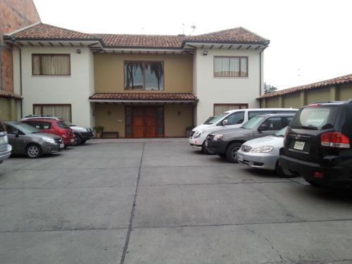 Hotel Hostal Calle Angosta Ecuador