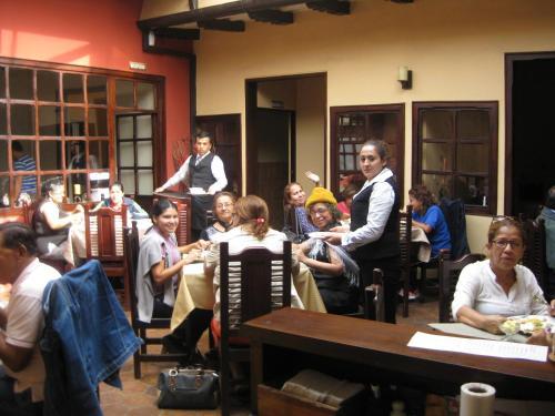 Hotel Hostal Calle Angosta Ecuador
