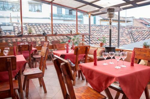 Hotel Hostal Calle Angosta Ecuador