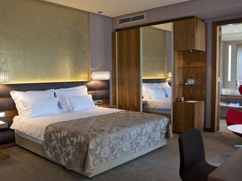 Atlantida Boutique Hotel