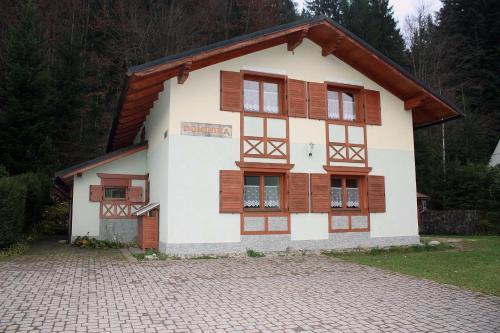 Lodge Dominika