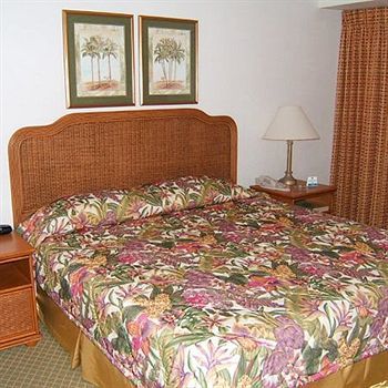 Hotel Castaways Resort And Suites