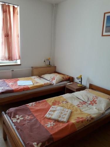 Albergue Ubytov?a Tavros