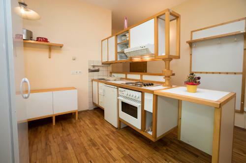 Apartments By Savica
