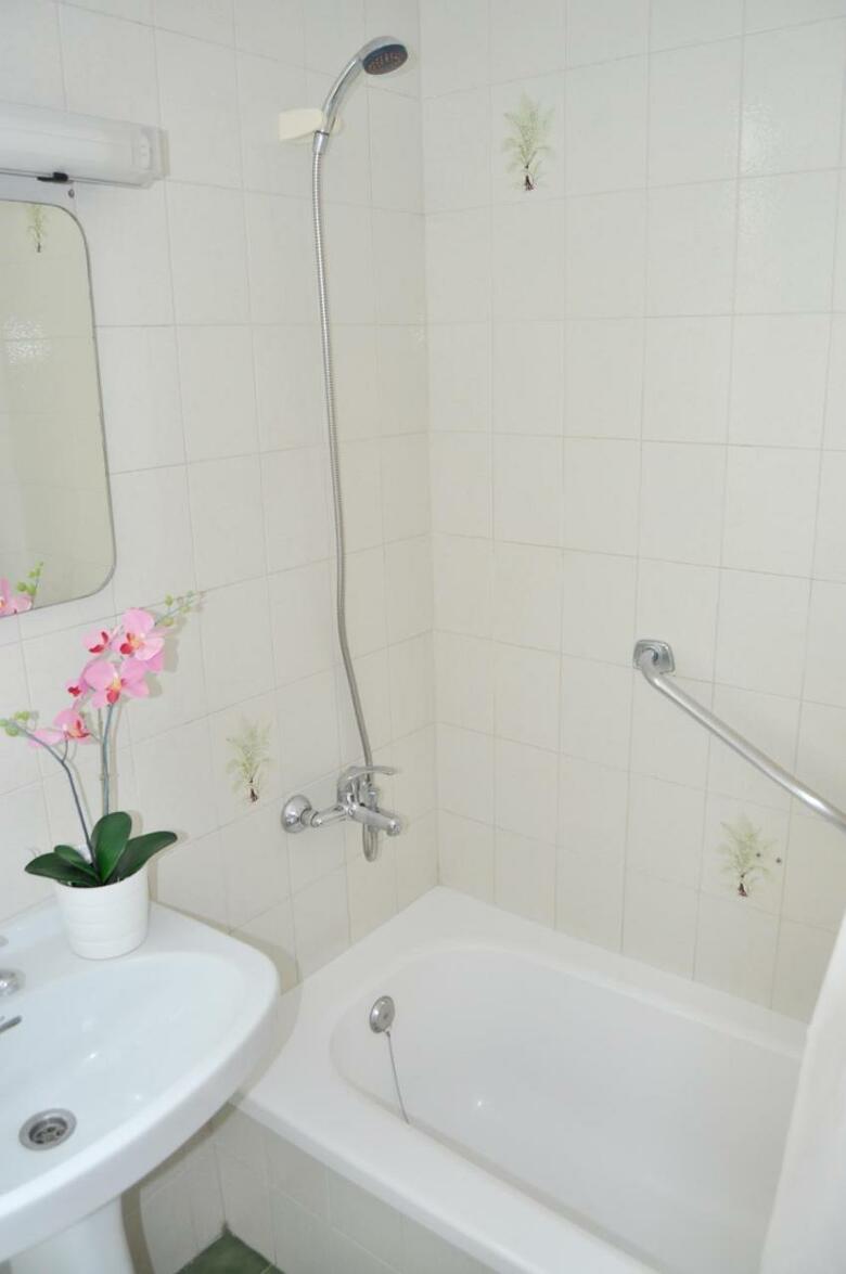 Ig Momosol Apartments