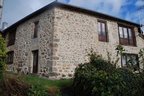 Apartamentos Aira Sacra