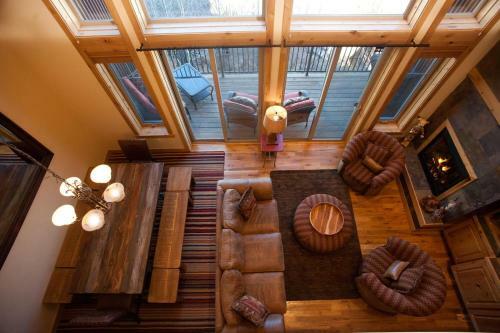 Alpenglow 10 Apartment