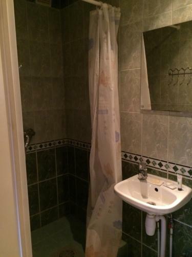 Hostal Lana House