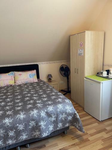 Hostal Lana House