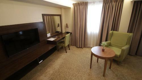 Top Star Hotel