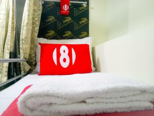 8hostel