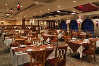 *al Hamra Fort Hotel And Beach Resort*