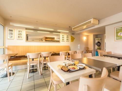 Hotel B&B H�tel Alencon Nord