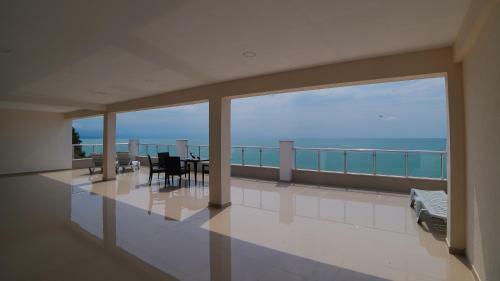 Hotel Kobuleti Beach Club