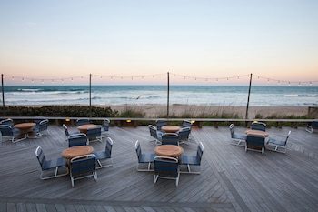 Hotel Crowne Plaza Melbourne Oceanfront