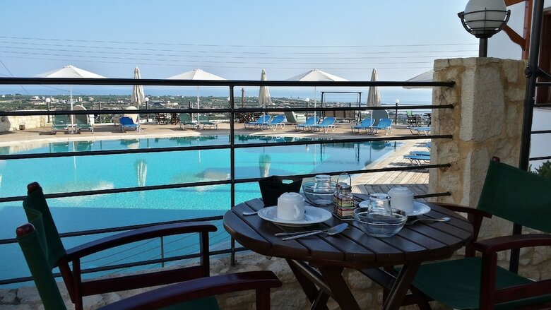Hotel Amazones Village Suites