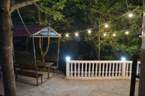Hostal Guest House Mtirala National Park