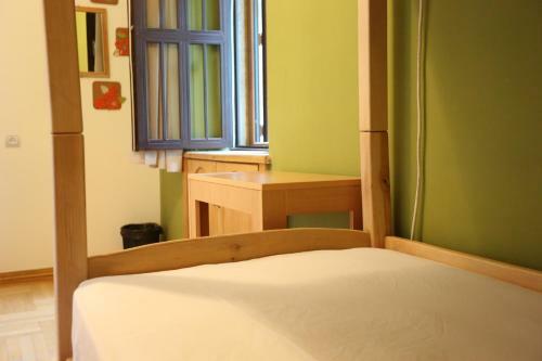 Envoy Hostel