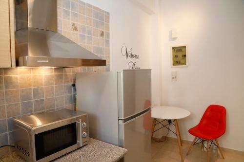 Metaxourghio Boutique Apartment