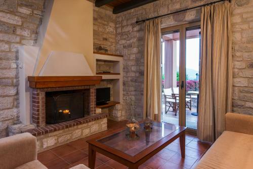 Enastron Villas