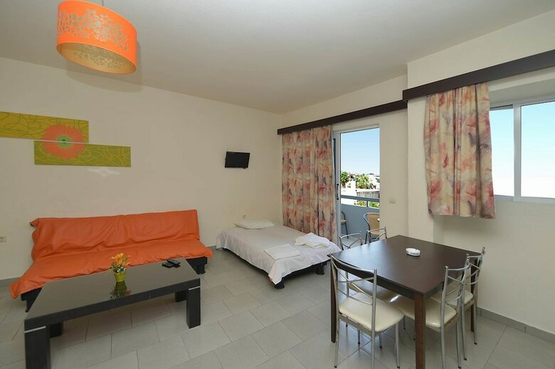 Ialysos City Hotel