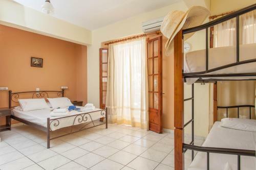 Hostal Ionio Sea Poros Studios