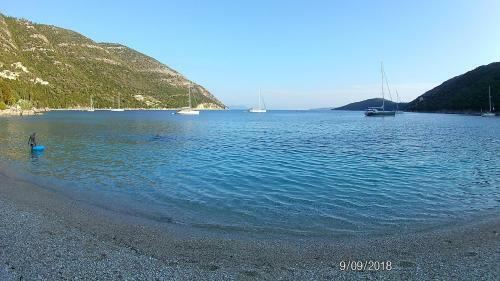 Hostal Ionio Sea Poros Studios